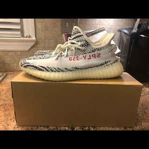 Yeezy 350 zebras